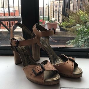 LANVIN Ankle Strap Sandal   SIZE 40 US 9 US 9 1/2